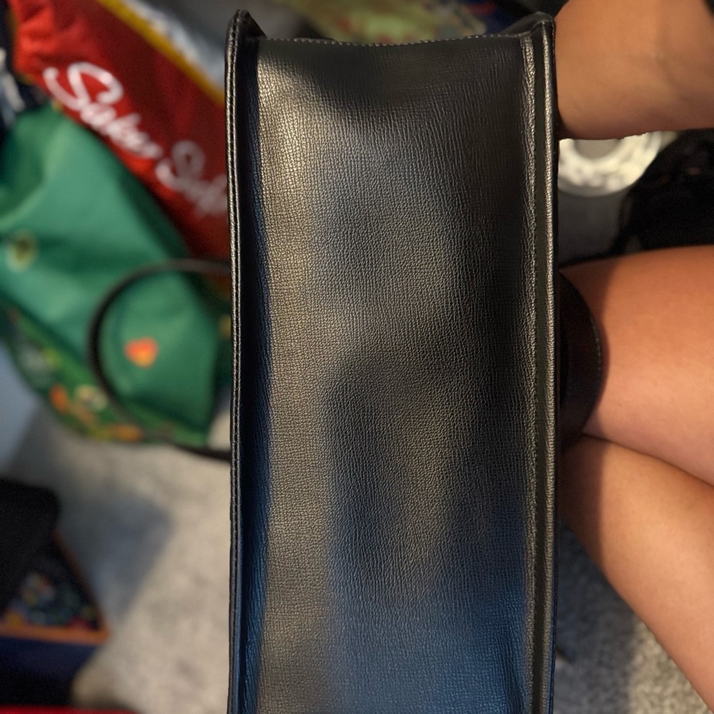 KARL LAGERFELD LARGE TOTE - Picture 4 of 9